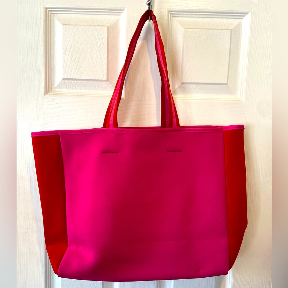 NWT Summersalt Neoprene Tote